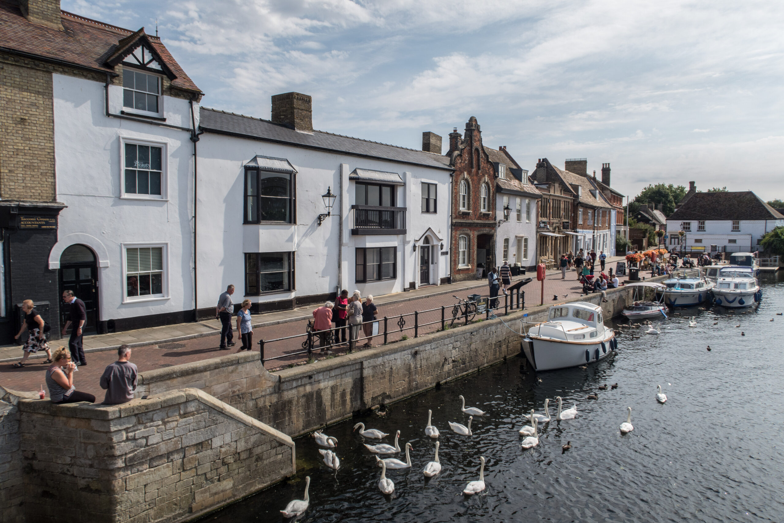 St Ives Quayside and River Great Ouse independent trading quarter
